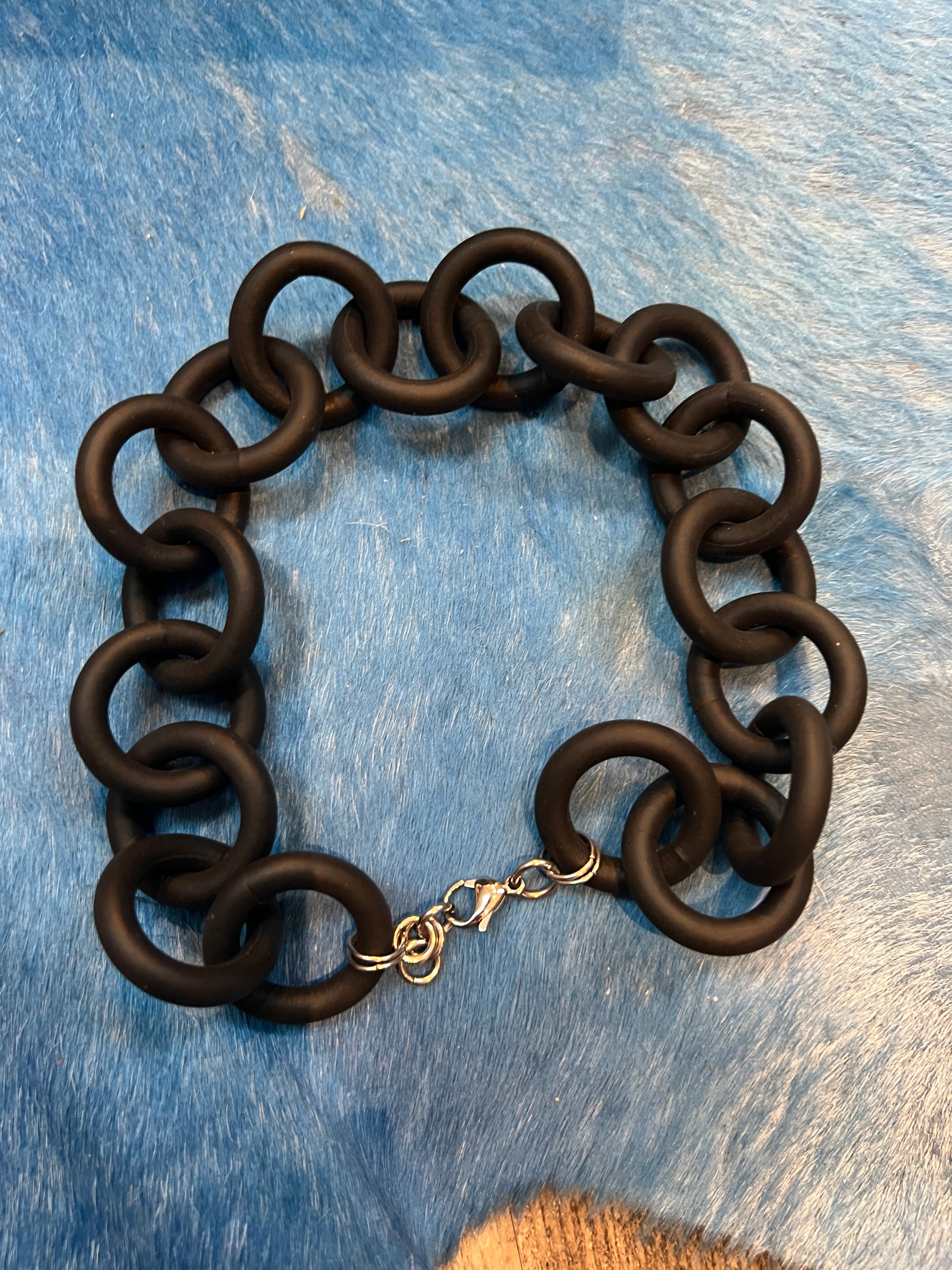 Rubber Chain Simple Choker