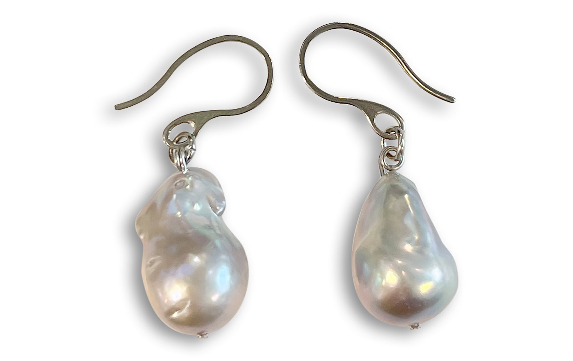 GENUINE BAROQUE PEARL TEARDROP EARRINGS.