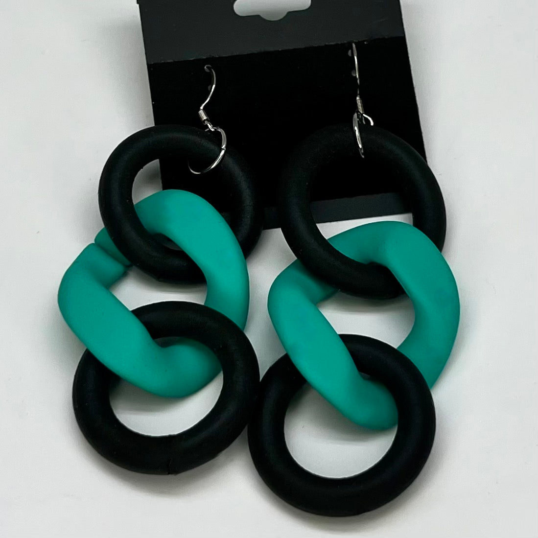 Rubber Ring Earrings with Plastic Chain Link (Assorted Colors)