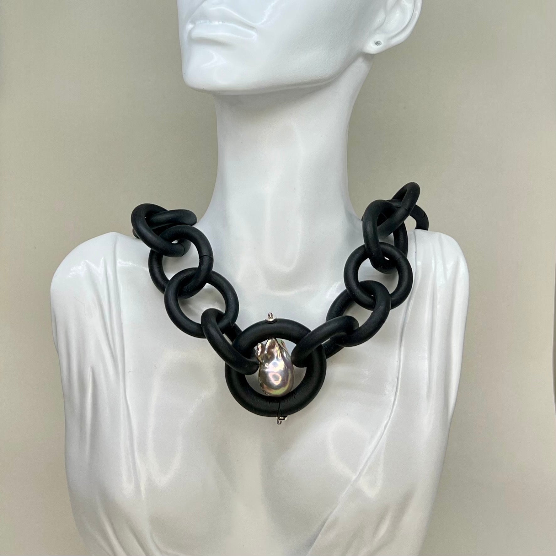 BLACK RUBBER NECKLACE WITH GENUINE LARGE BAROQUE PEARL. BY NYET JEWELRY