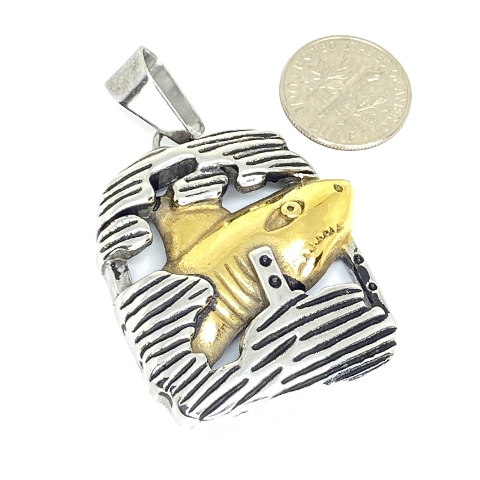 stainless steel pendent shark in wreck