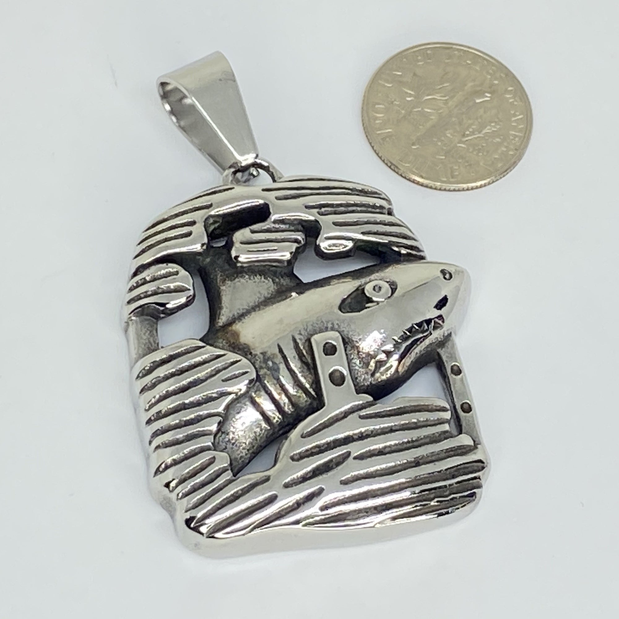 stainless steel pendent shark in wreck