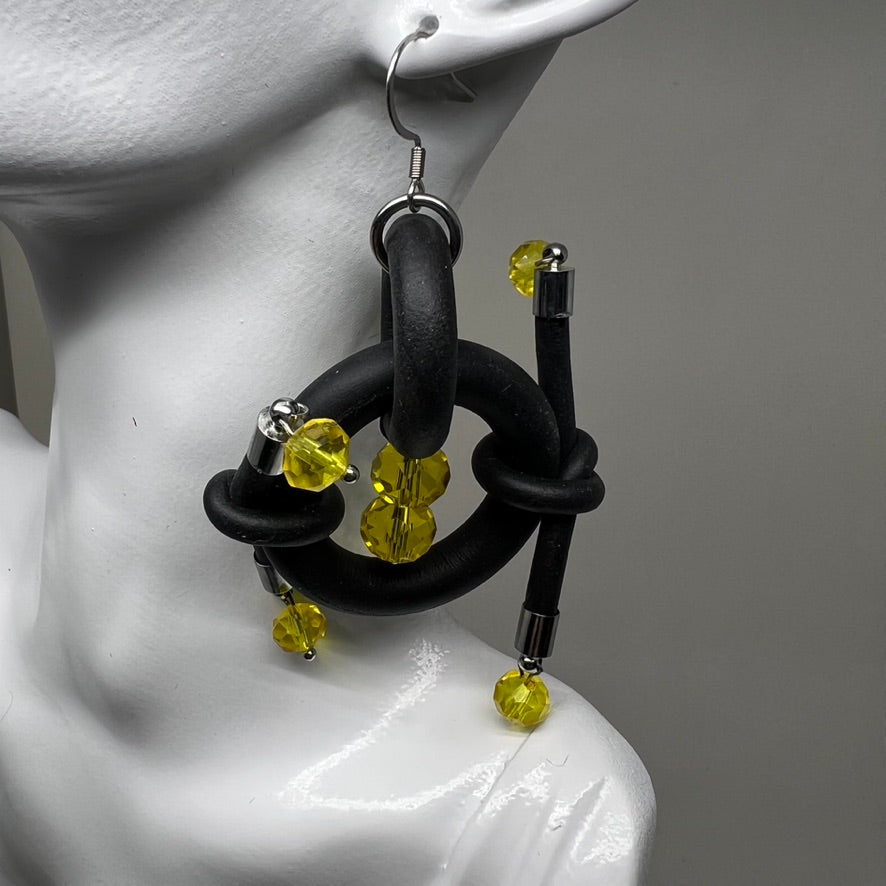 petite caldera earrings by nyet jewelry