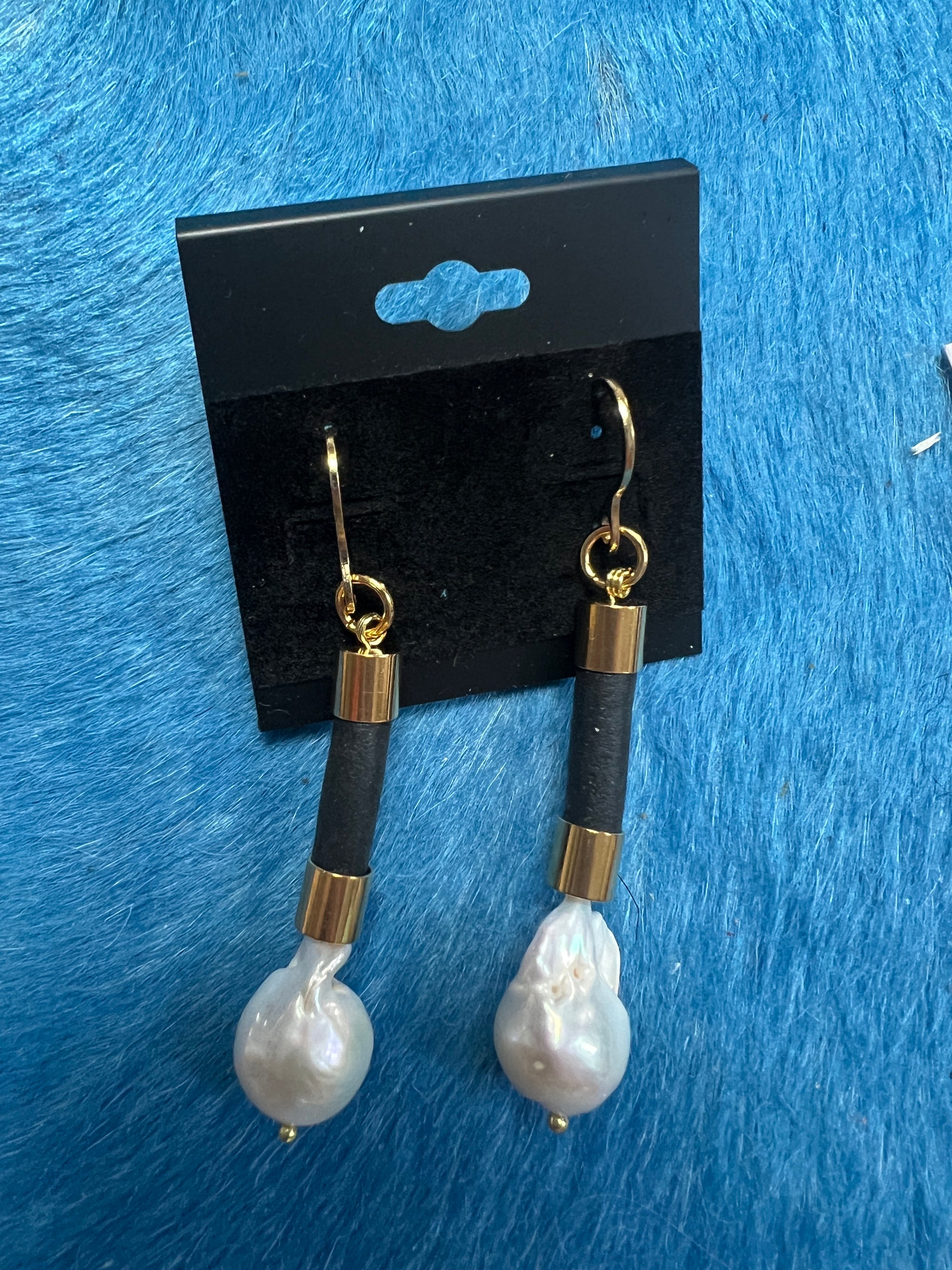 Rubber and Baroque Pearl Earrings Silver or Gold
