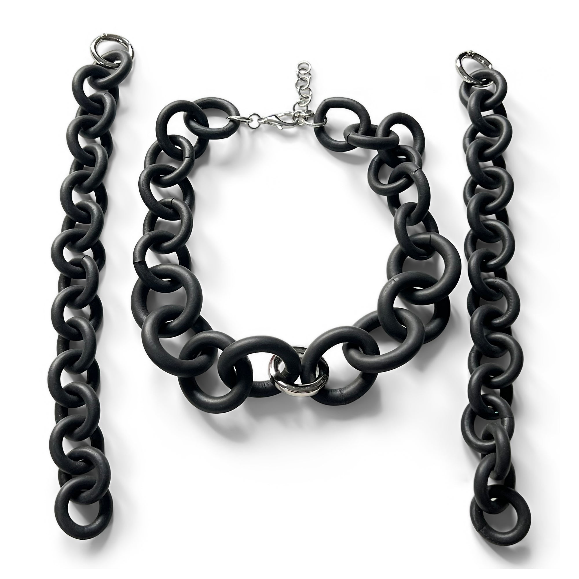 2-STRAND BLACK RUBBER NECKLACE WITH AN EXTRA LARGE LEMON TOPAZ BEZEL SET IN SILVER. BY NYET JEWELRY.