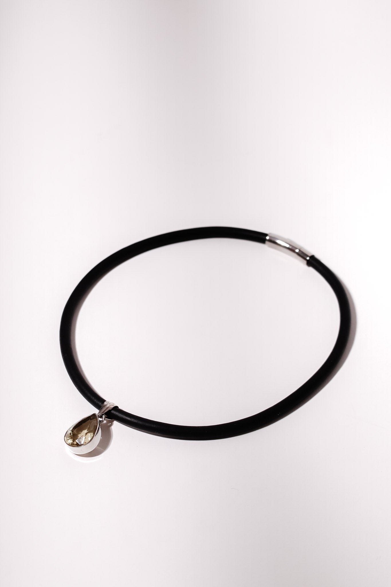 Rubber Necklace with tear drop lemon topaz