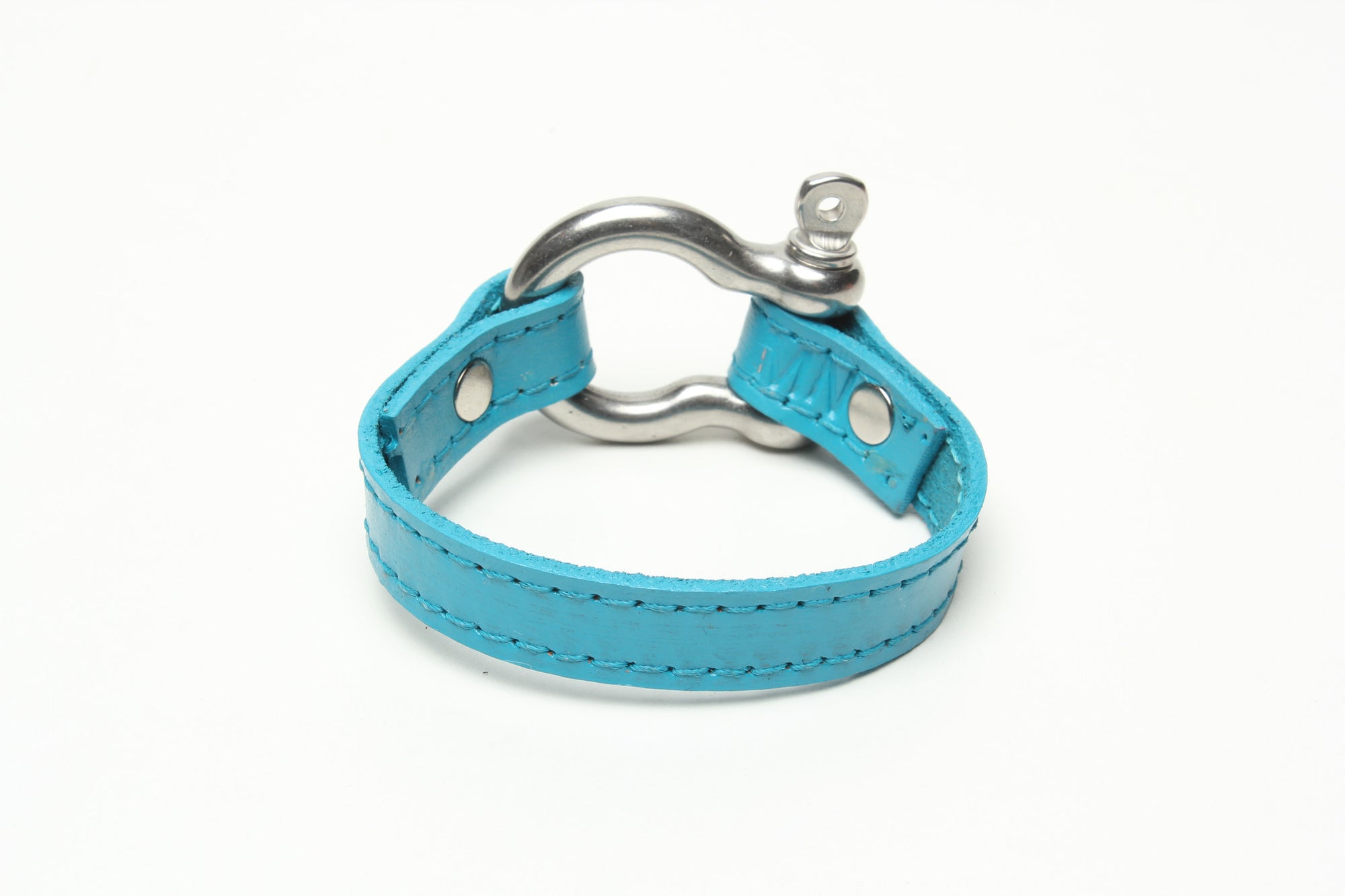 Signature Bracelet Bright Turquoise BY NYET JEWELRY.