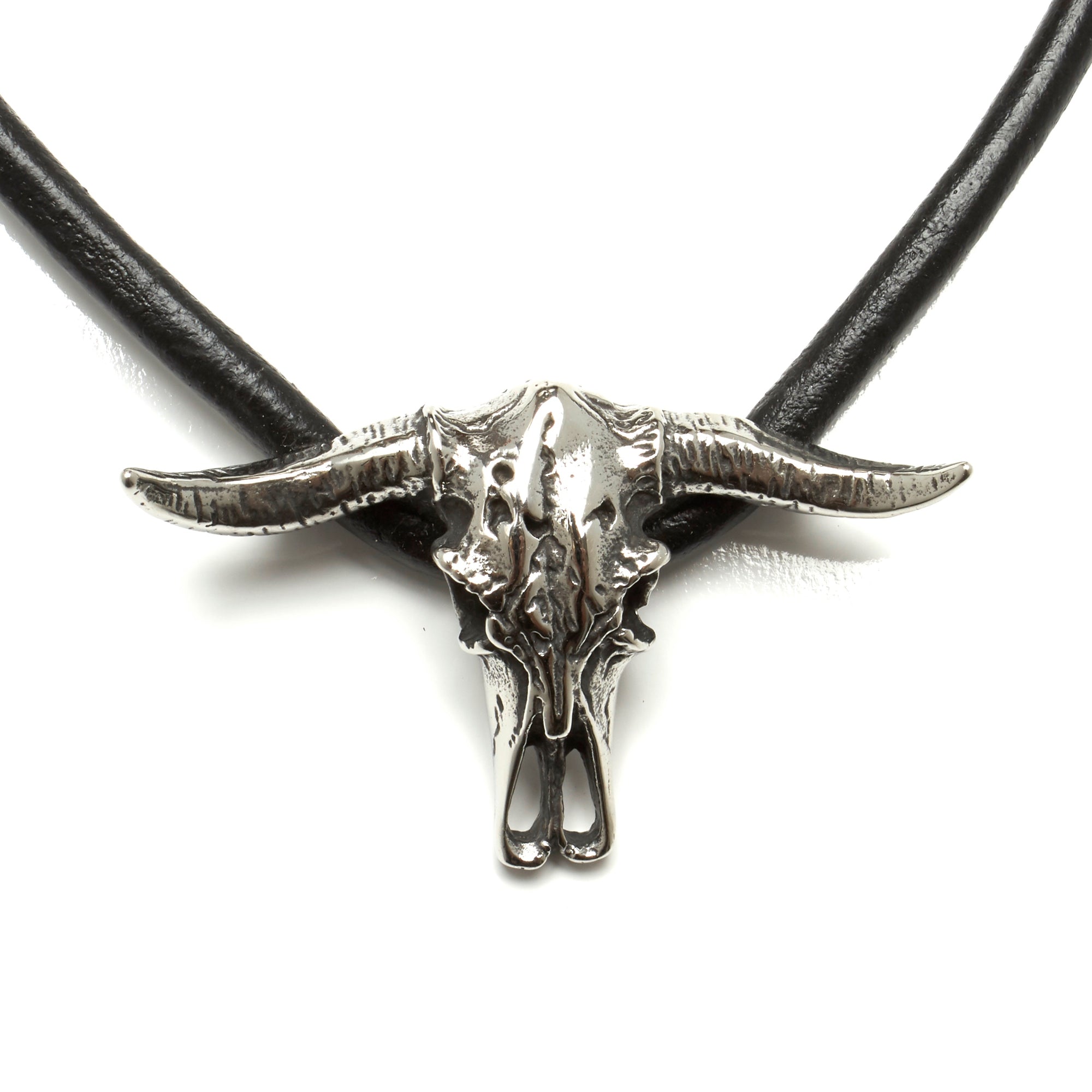 5 MM ROUND LEATHER NECKLACE WITH STAINLESS STEEL LONGHORN PENDANT by nyet jewelry.