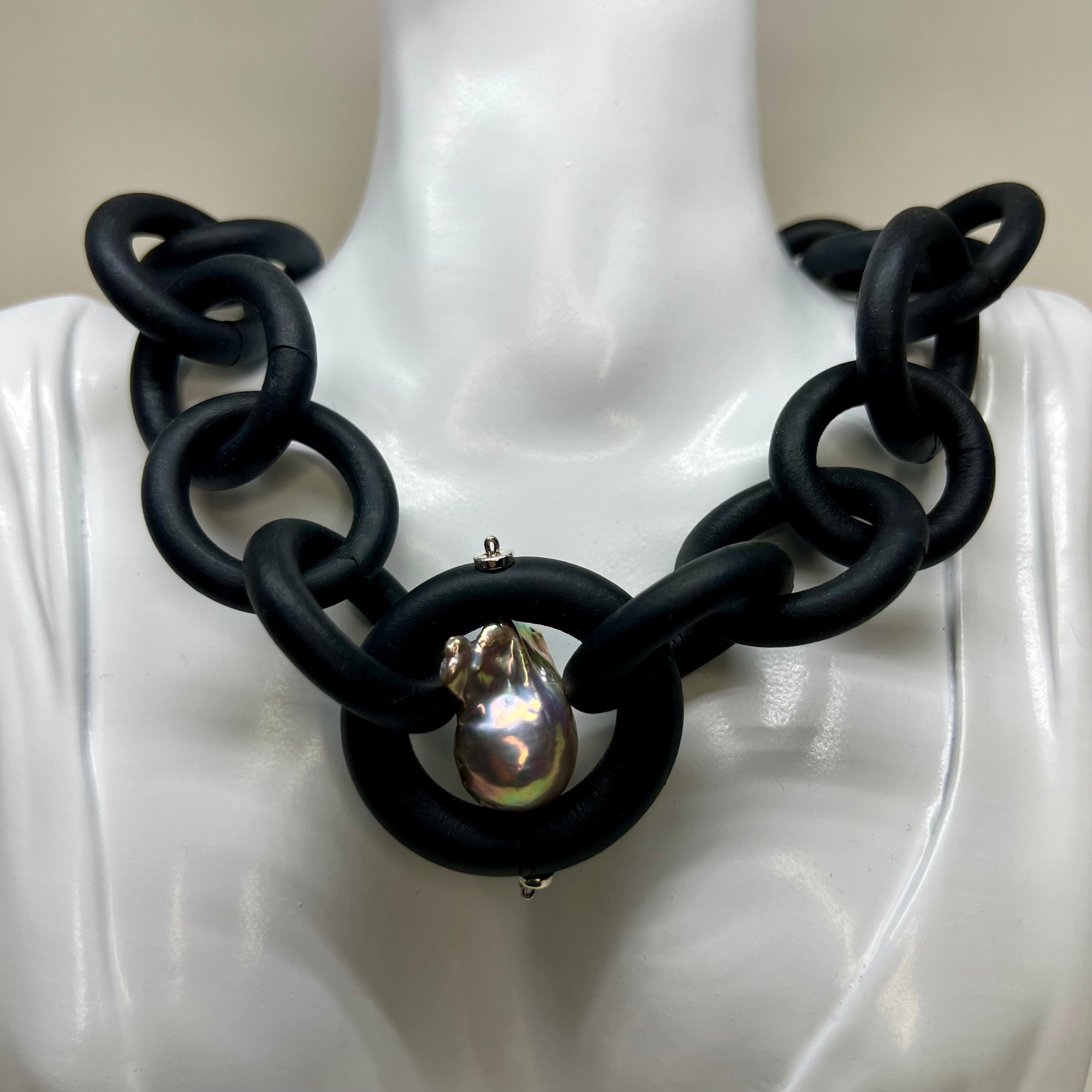 BLACK RUBBER NECKLACE WITH GENUINE LARGE BAROQUE PEARL. BY NYET JEWELRY