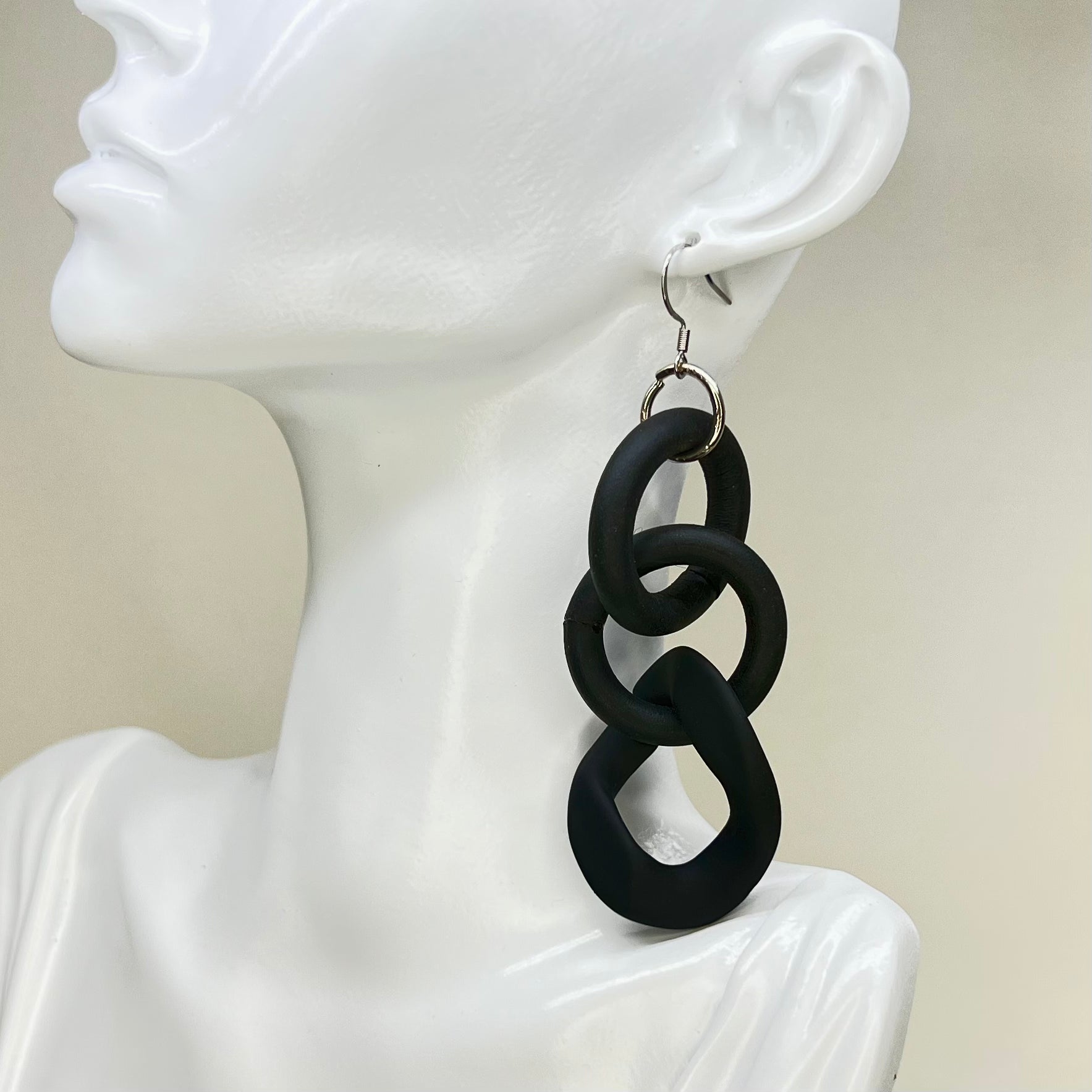 Rubber Ring Earrings with Plastic Chain Link (Assorted Colors)