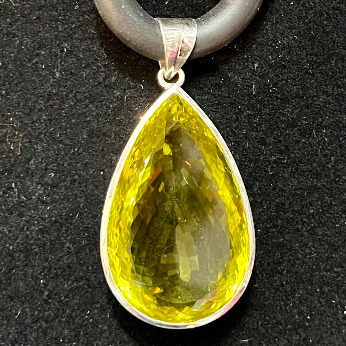 Lemon Topaz and Rubber Necklace