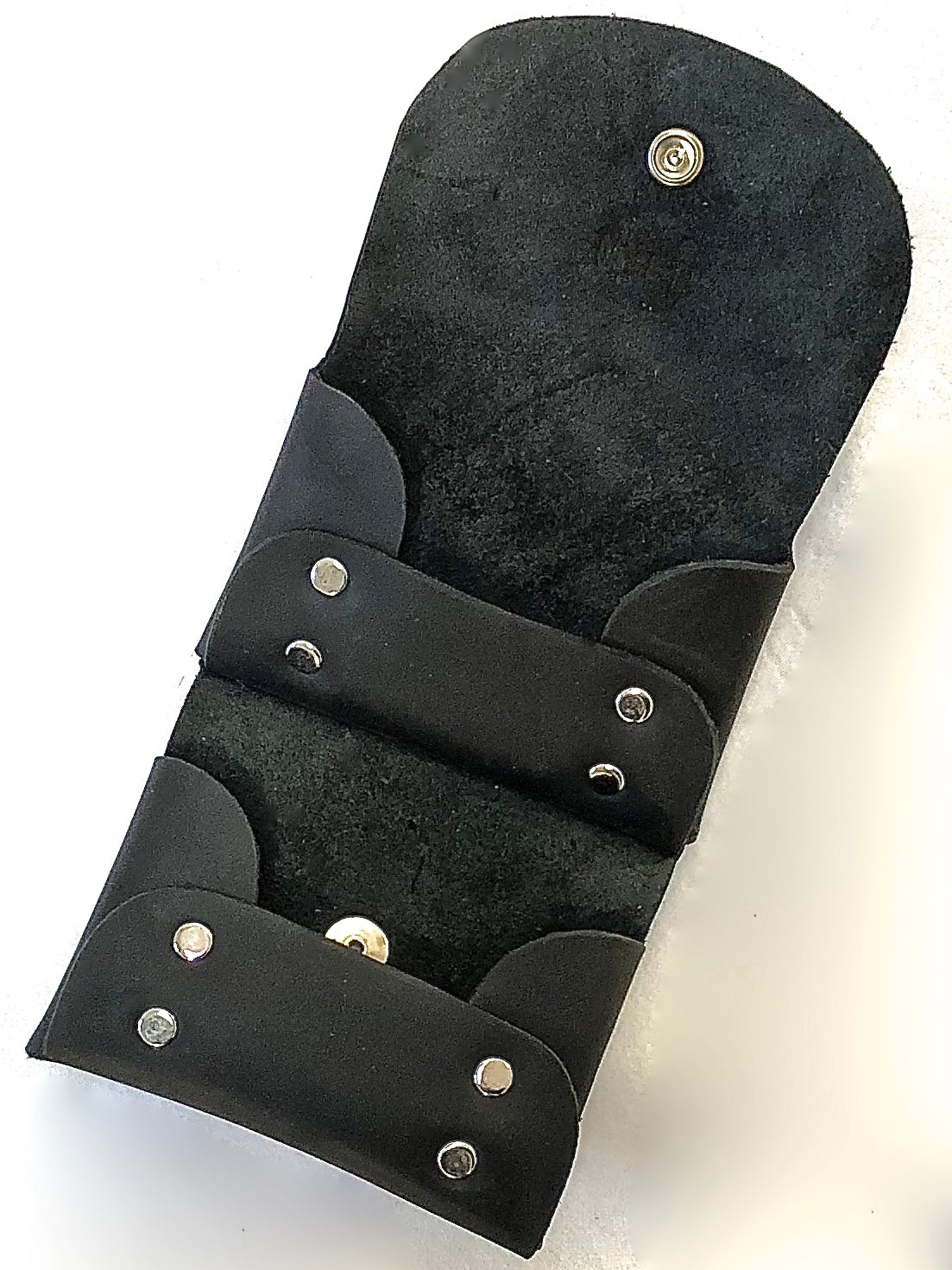 Nyet jewelry essentials wallet black latigo leather