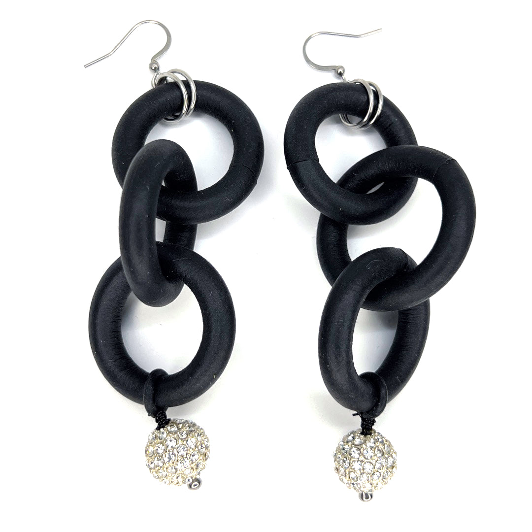 BLACK RUBBER EARRINGS WITH RHINESTONES BEADS. by nyet jewelry